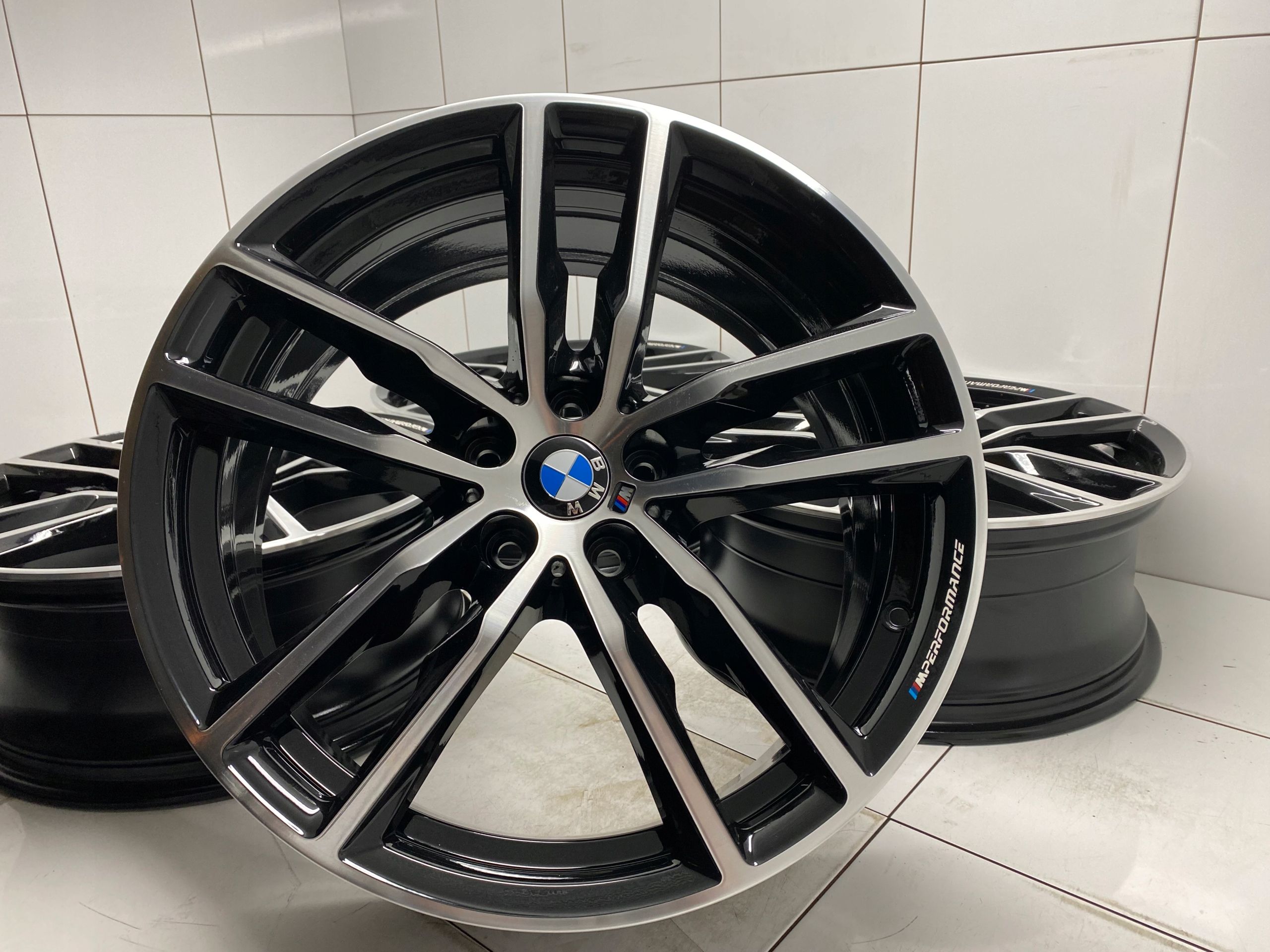 Felgi 19 BMW X3 G01 m Pakiet Performance 7.5 ET32 Oem Idealne
