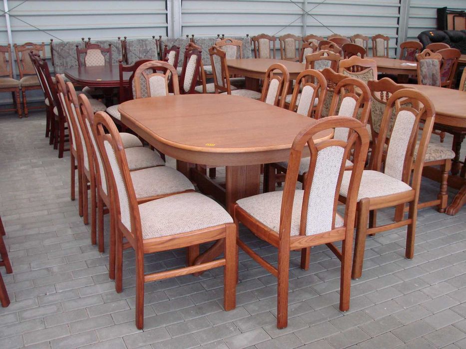 Stół dębowy i 10 krzeseł
