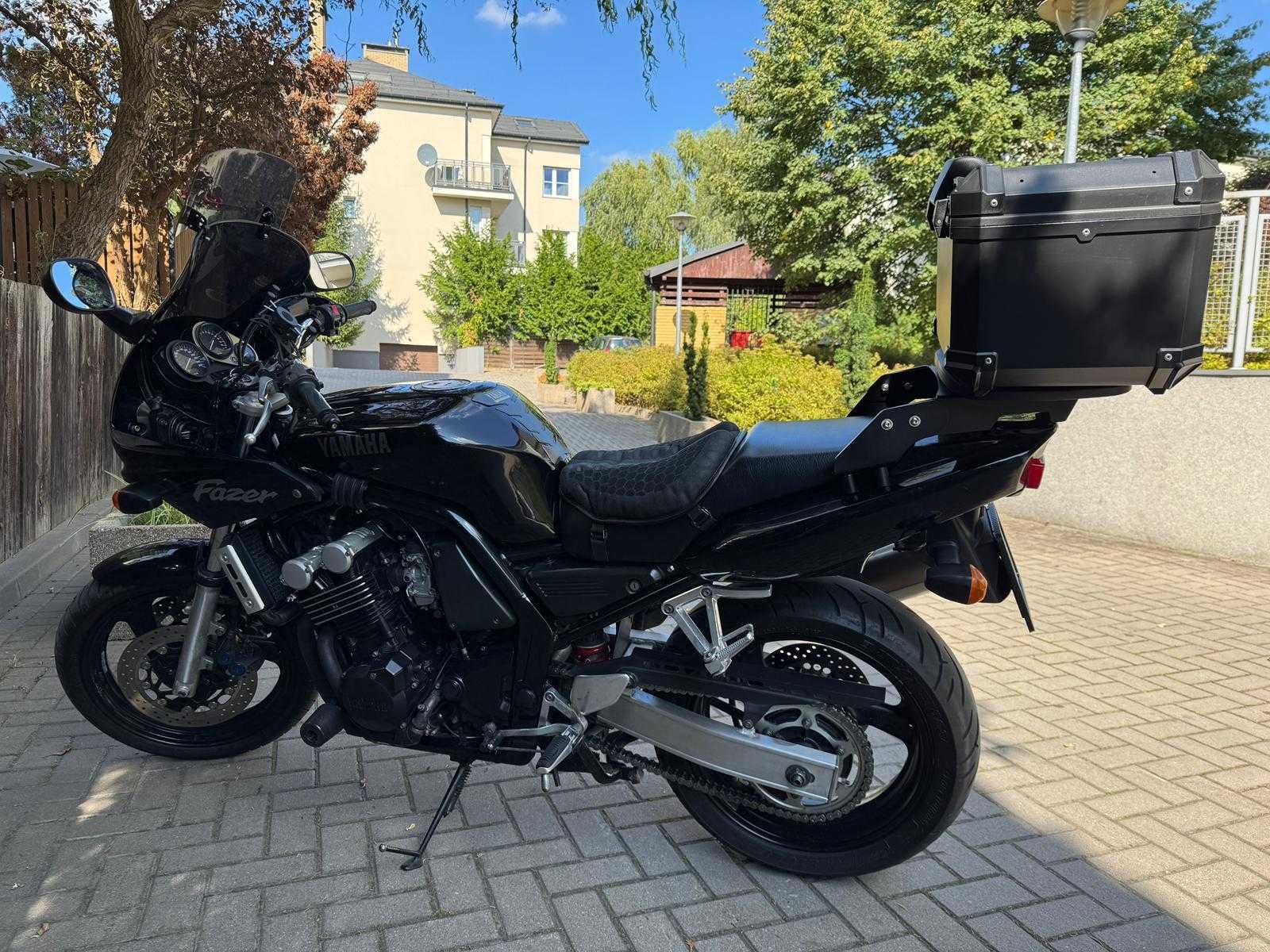 Yamaha Fazer 600