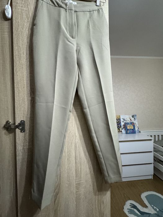 Штани Sinsey 32 розмір нові