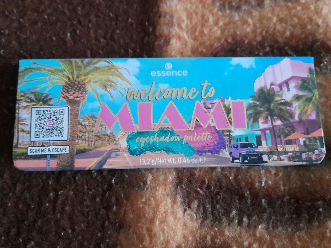 Essence Welcome to Miami -Paleta de sombras