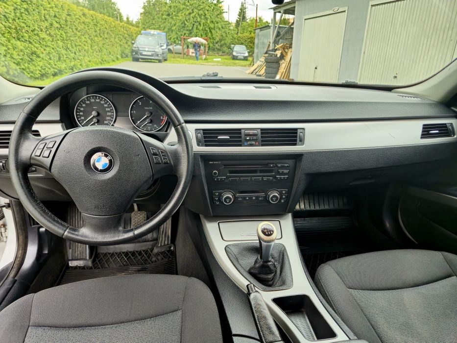 BMW E90 2007r 2.0 Diesel bez wkładu bez korozji klima opłaty na rok