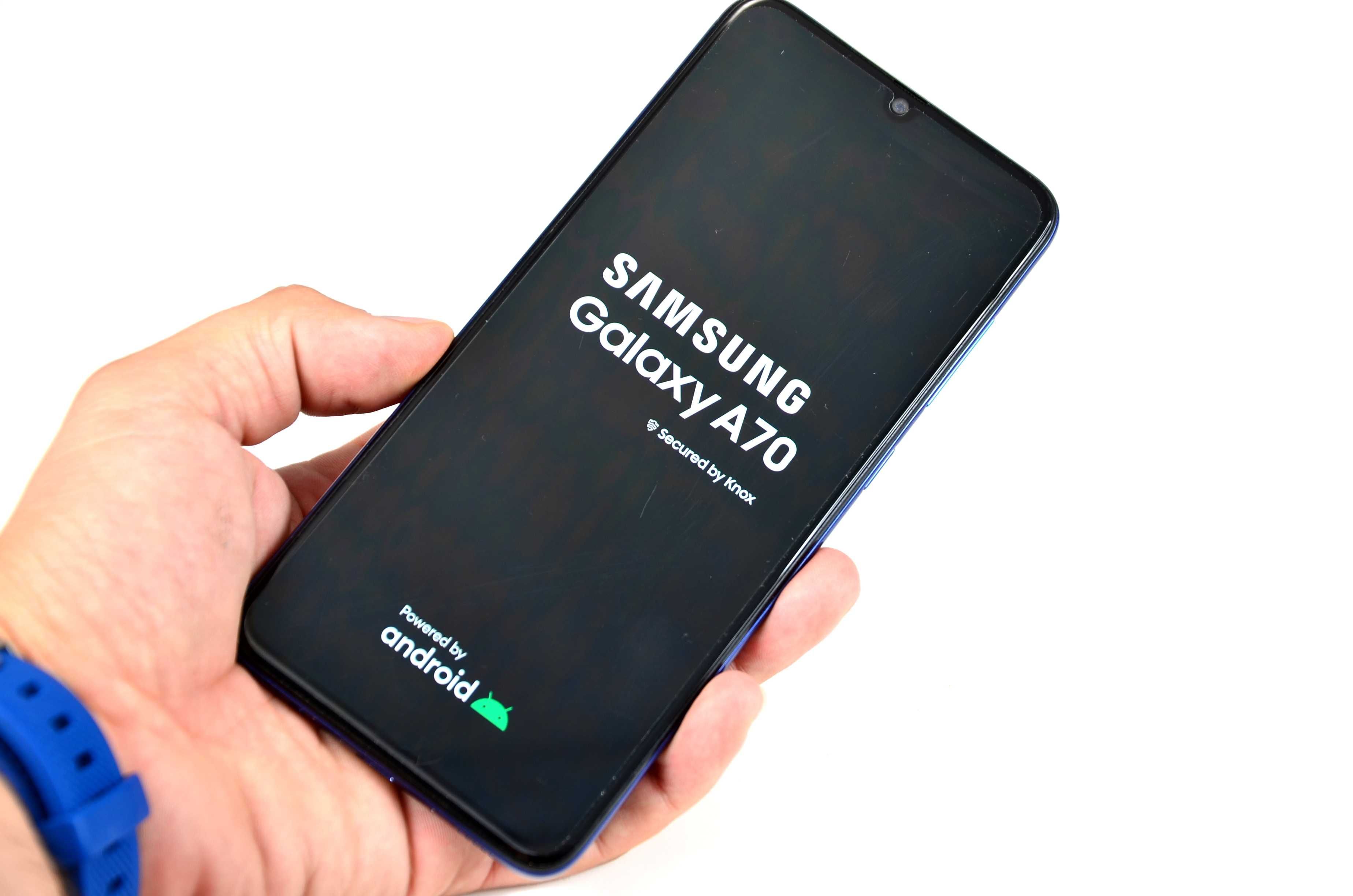 Samsung Galaxy A70 niebieski, 6/128GB, bdb stan komplet gwarancja