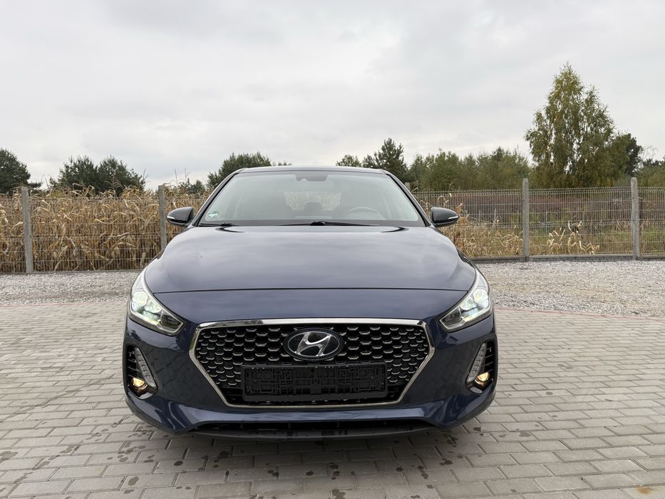 Hyundai i30 2017 rok 1.4 T-GDI benzyna  bogato wyposażony