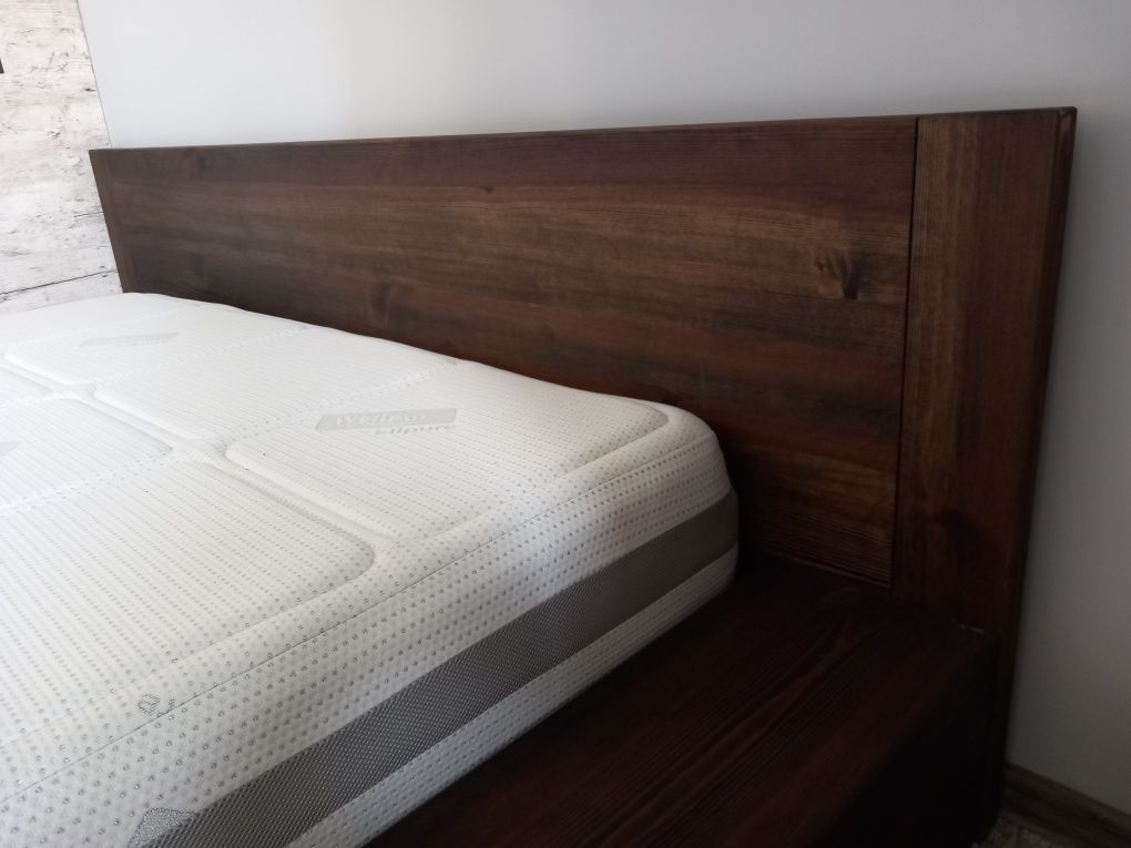 Łóżko drewniane z bali