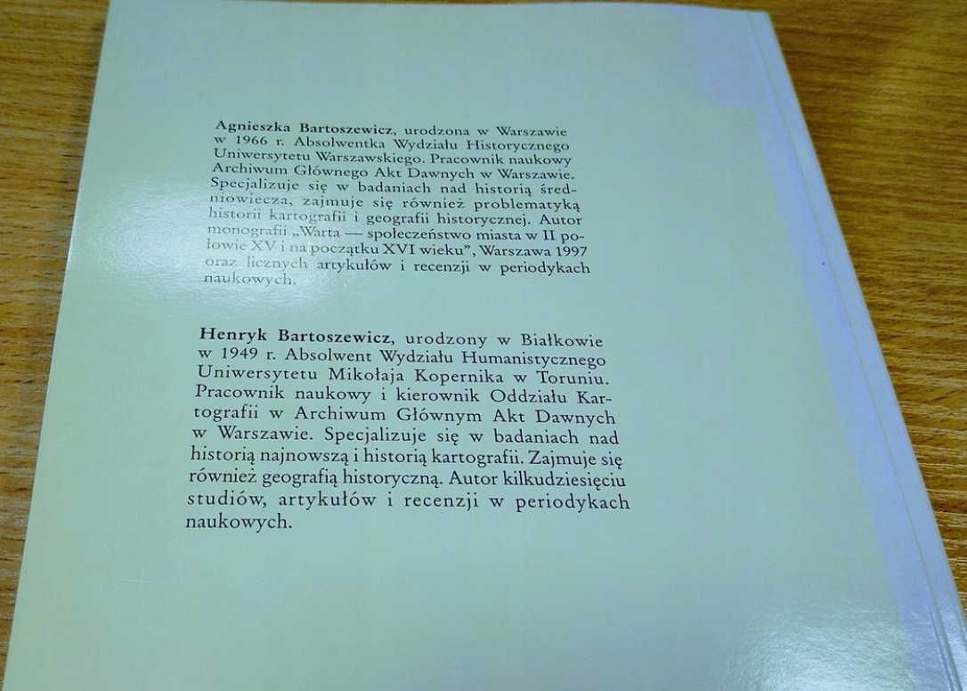 Plany ogólne Warszawy 1809-:1916 w zbiorach Archiwum Bartoszewicz