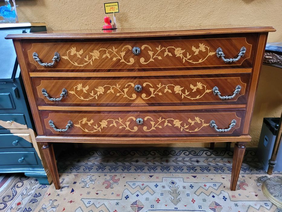 Cómoda estilo D. Maria - Bom estado geral