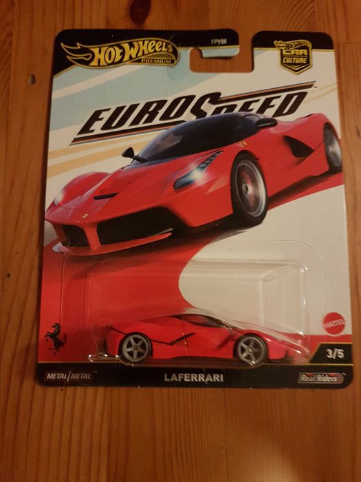 Hot wheels premium car culture Laferrari