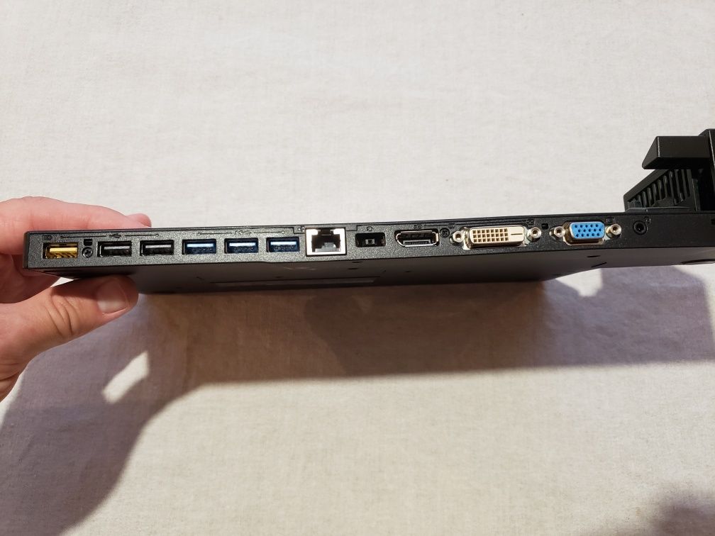 Stacja dokująca Lenovo ThinkPad Pro Dock 40A1