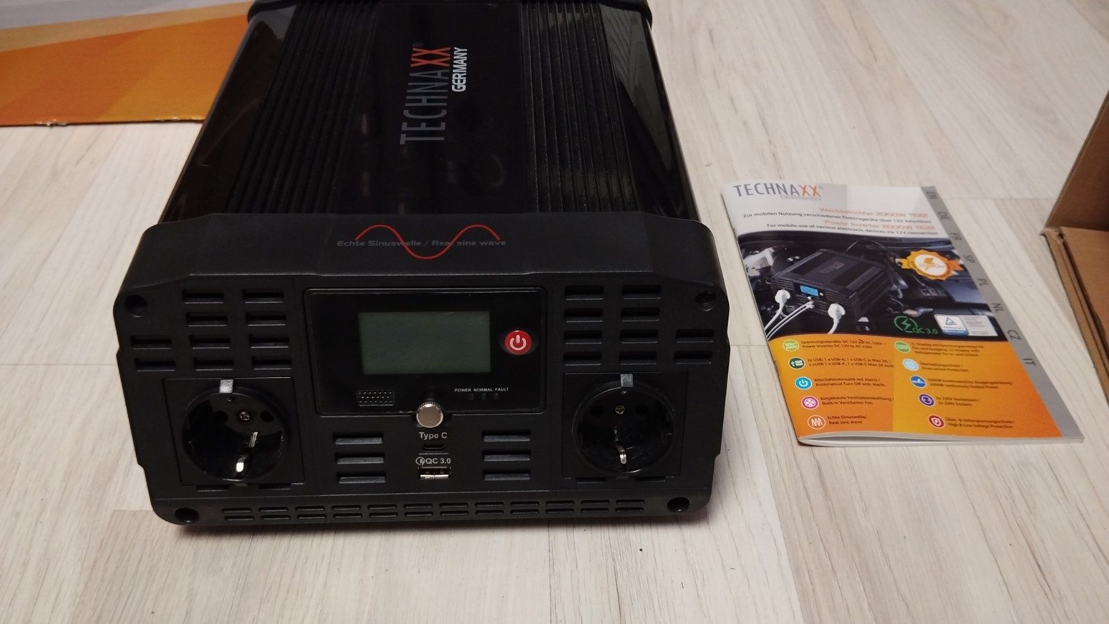Інвертор Technaxx Deutschland Wechselrichter 2000W TE22
Новий, тільки