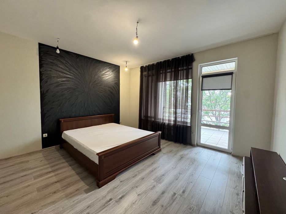 Продам будинок-дуплекс 2 поверховий Святопетрівське.