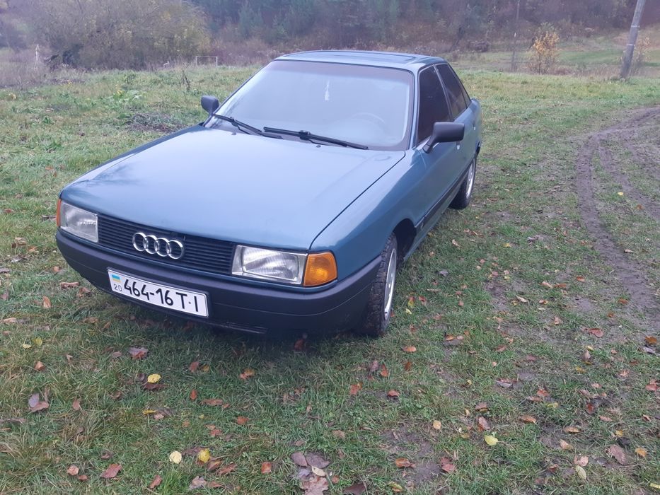 Ауді 80. 1.6 Бензин