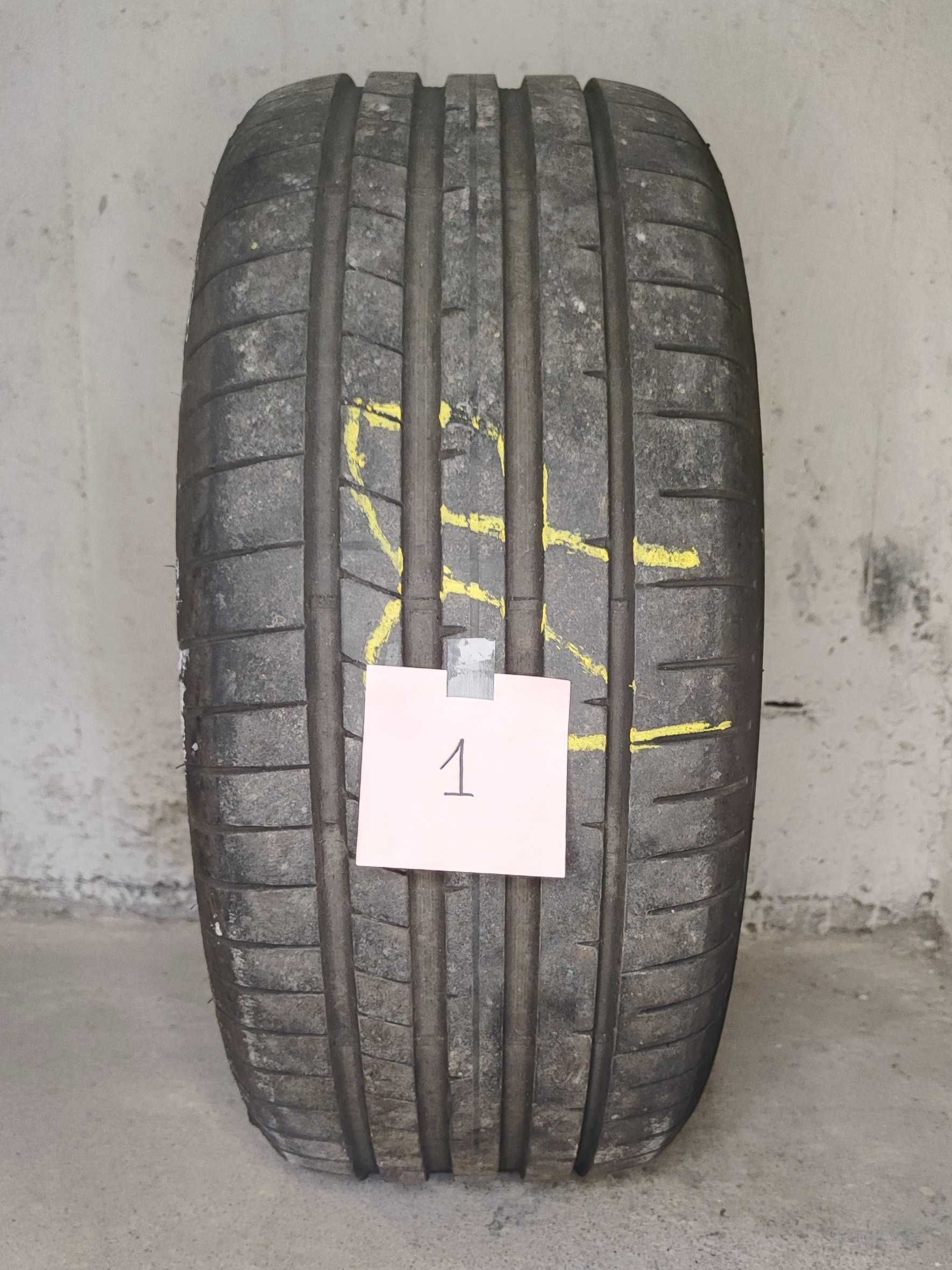 Dunlop Sport Maxx RT 2 235/45 R17 97Y XL