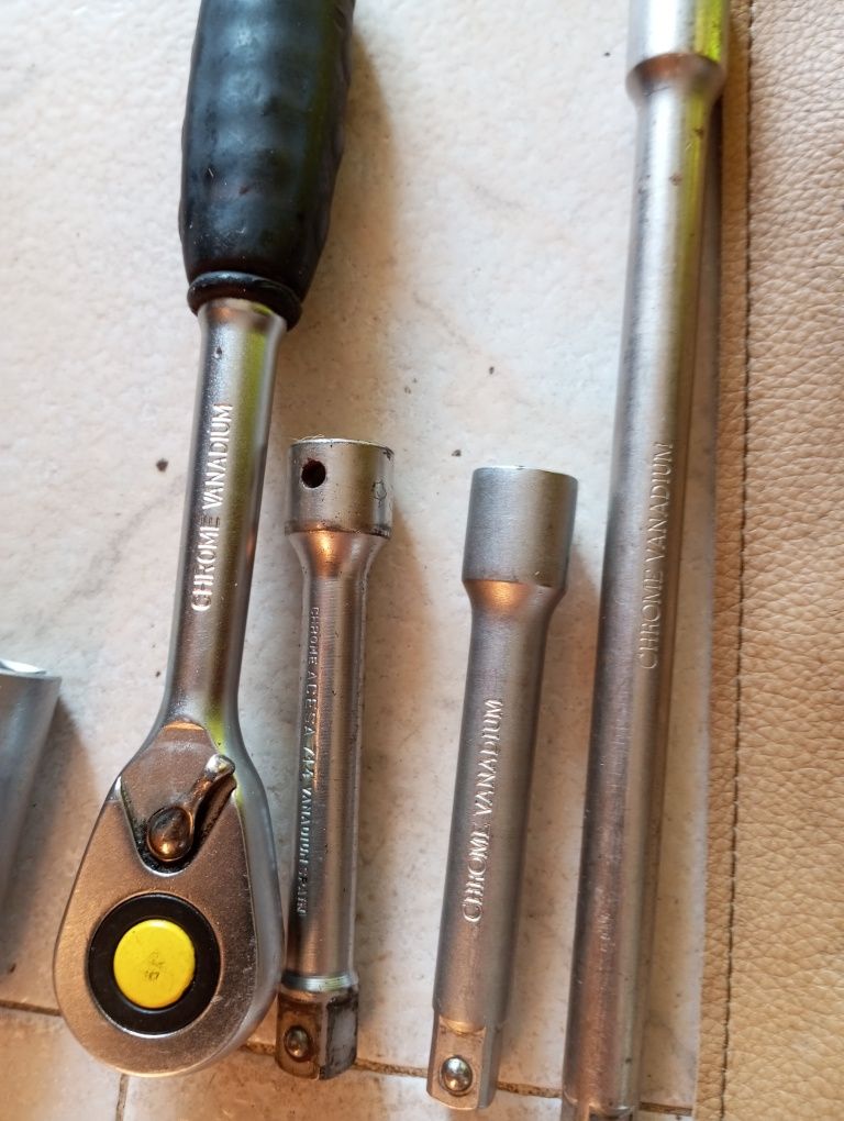 Conjunto de chaves roquete com extensiveis  15mm, 17mm e 19mm de cabo