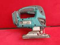 Wyrzynarka makita DJV180