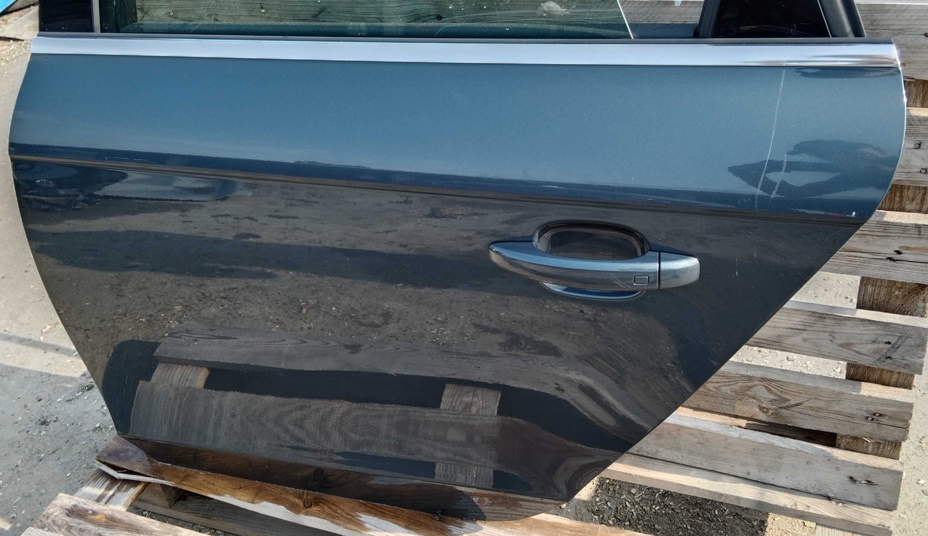 Drzwi Lewe Tył tylne AUDI A4 B8 Avant kombi 10r.