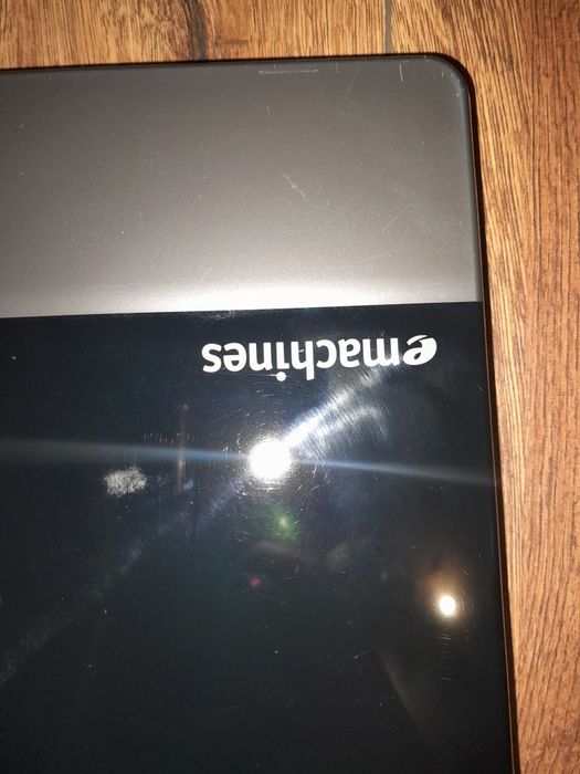 Ноутбук eMachines