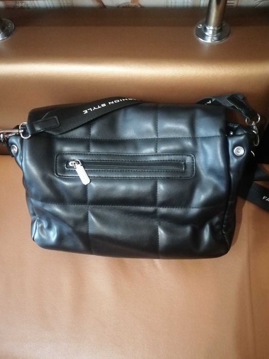 Стильна жіноча сумка