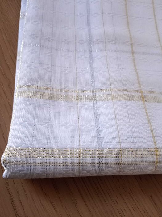 duży nowy obrus biały 135/180 cm