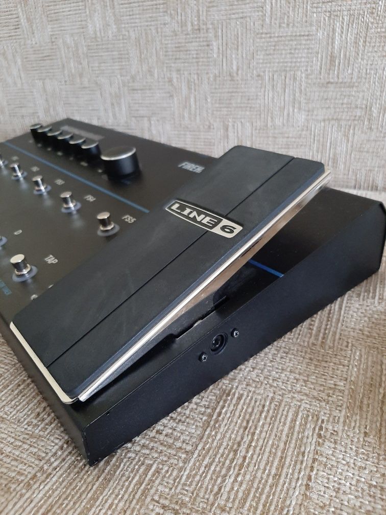 Гітарний процесор Line 6 Firehawk