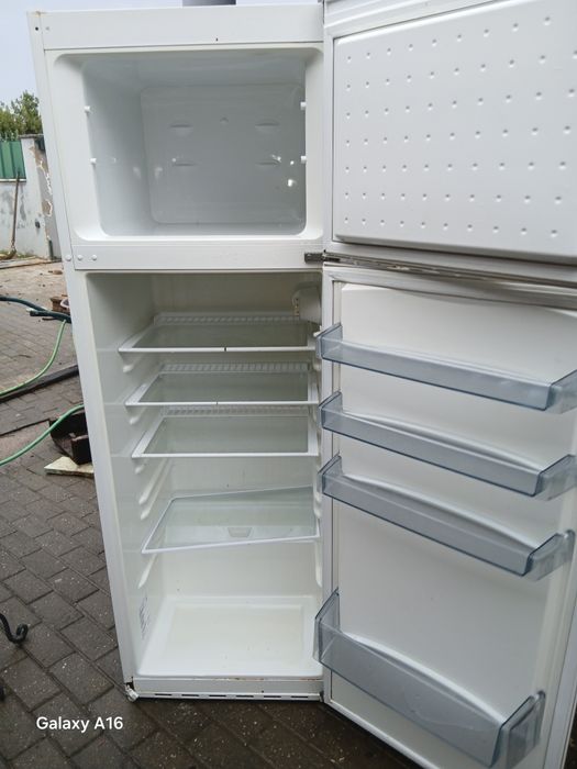 Frigorífico em bom estado