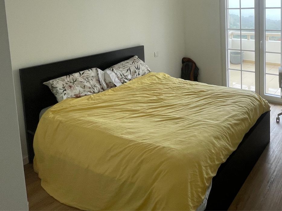 Cama com colchao casal