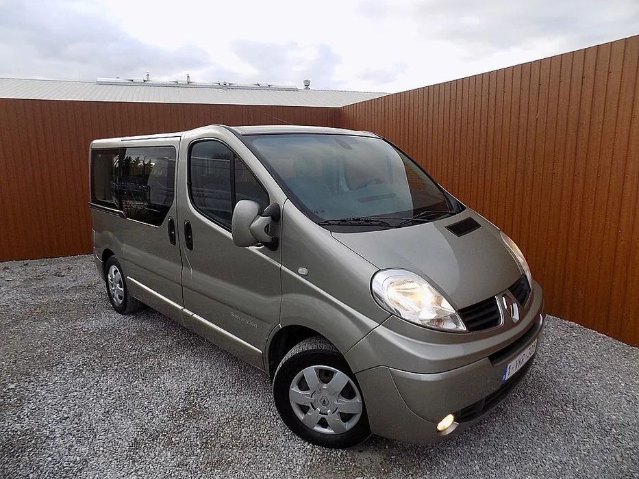 Renault Trafic 2.0 DCI!! 115KM!! Generation!! Kamper!! Łóżko!! PDC!!