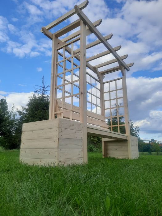 Pergola z ławką, donice
