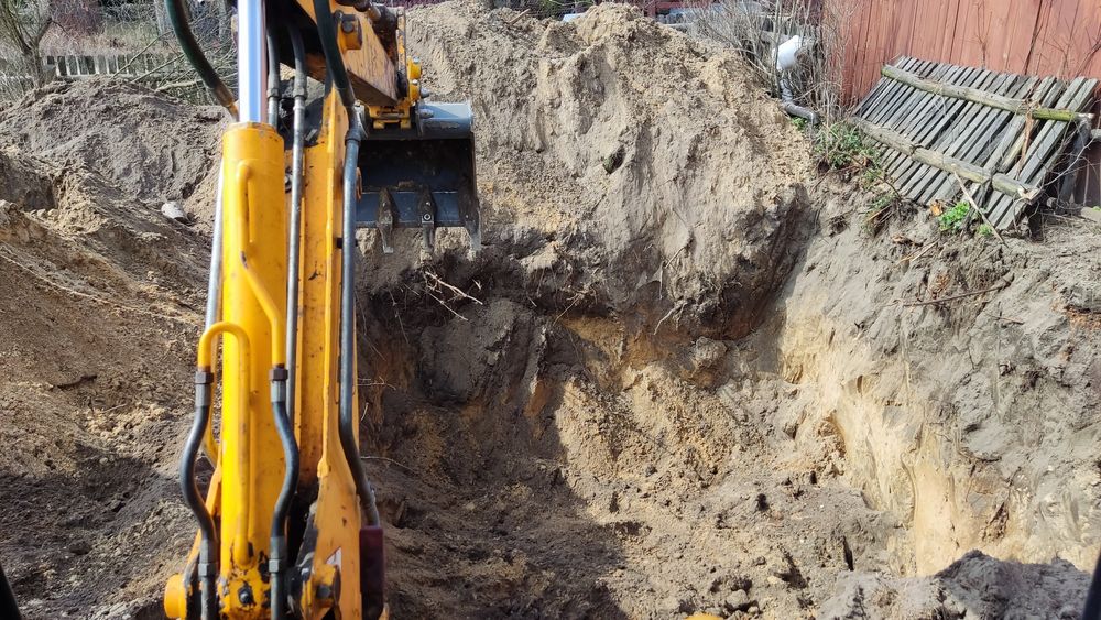 Usługi Mini Koparko-Ładowarka JCB 1CX i wywrotką 3,5 tony