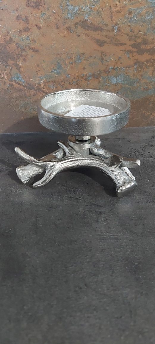 Świecznik podstawka wzór poroża srebrny z aluminium