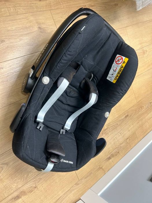 Автокрісло maxi cosi