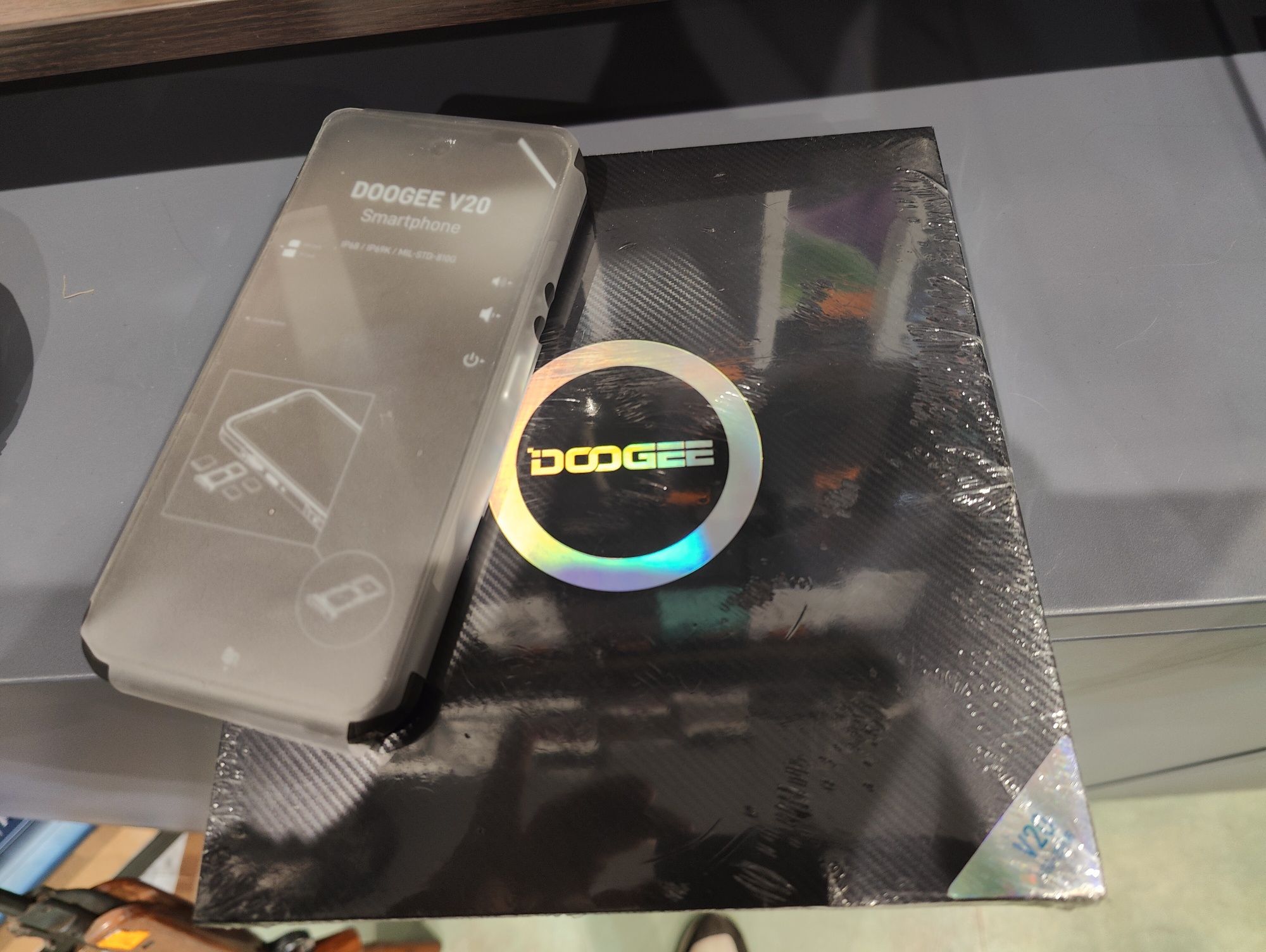 DOOGEE V20 8/256gb..Nowe nierozpakowanE..PAT-KOM..