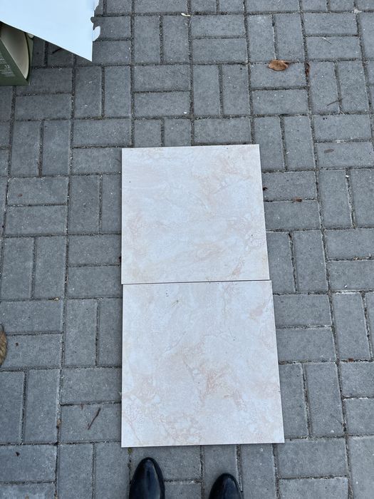 Azulejo bege quadrado