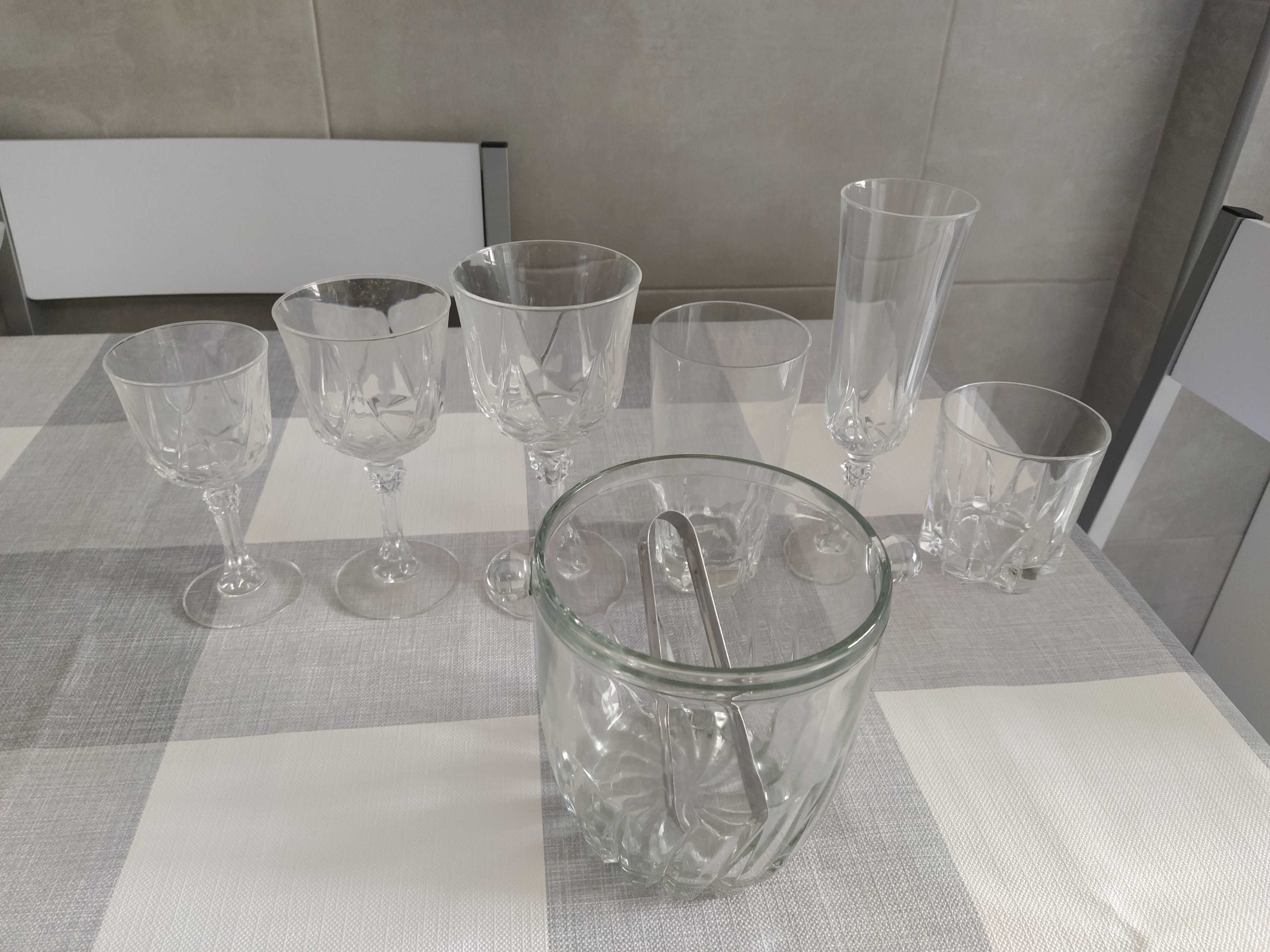 Conjunto de Copos de Cristal