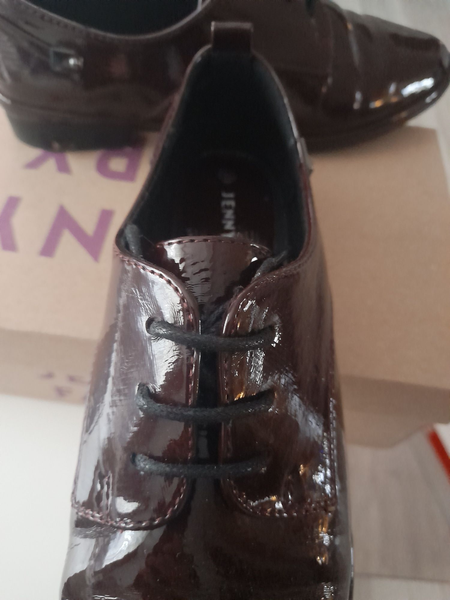 Buty dla dziewczynki