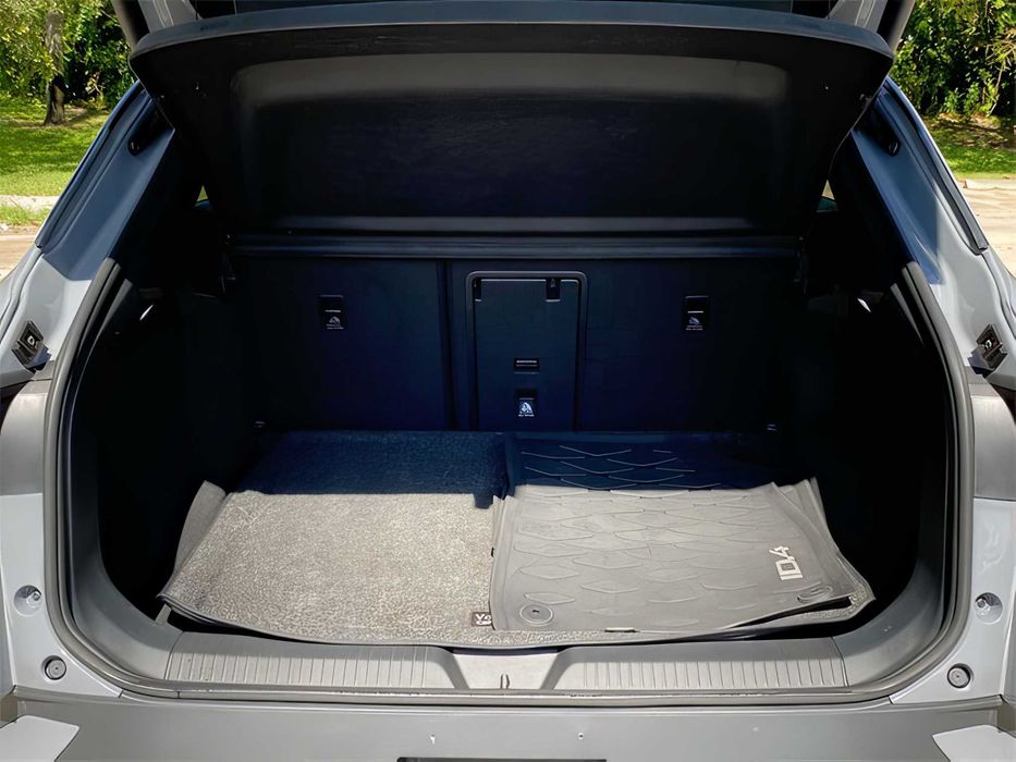 Volkswagen ID.4      2022