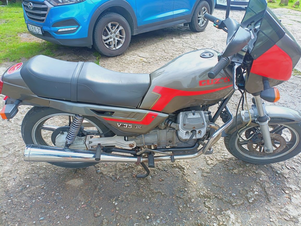 Moto Guzzi v35 zarejestrowany na zabytek