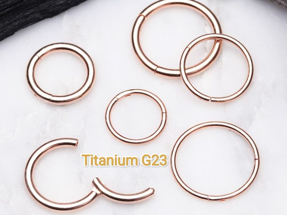 Кільце для пірсингу носа, титан, кільце клікер. Пирсинг, кольцо кликер