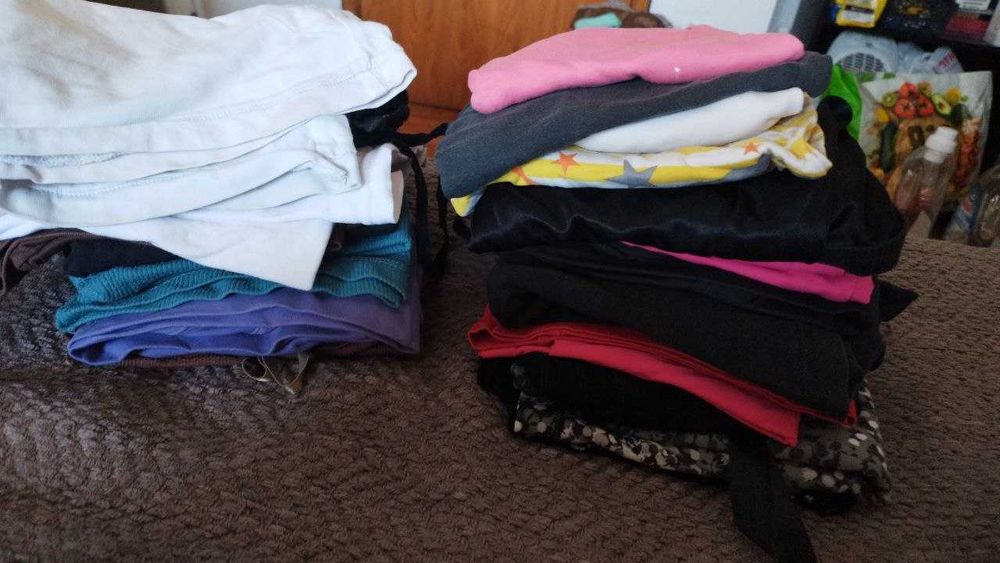 22 tops de alça/TSHIRTS/BLUSAS - XS/S/M