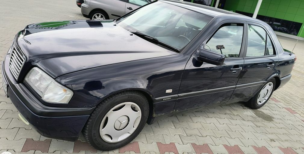 Mercedes Benz C klasa 2500 TD - automat