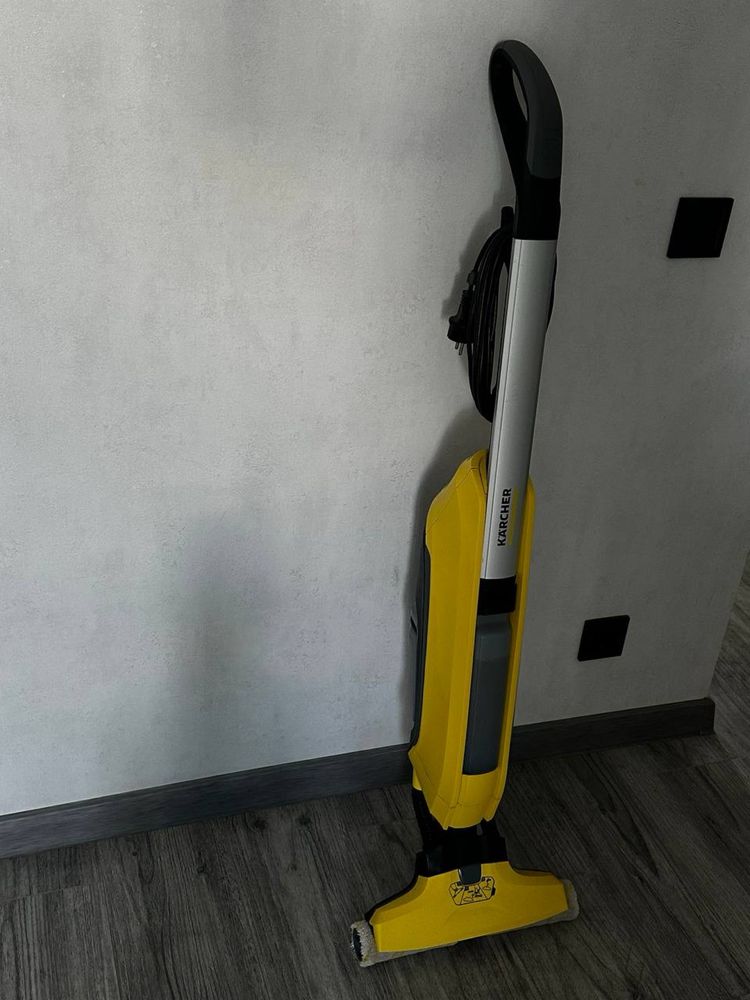 Пилосос швабра karcher