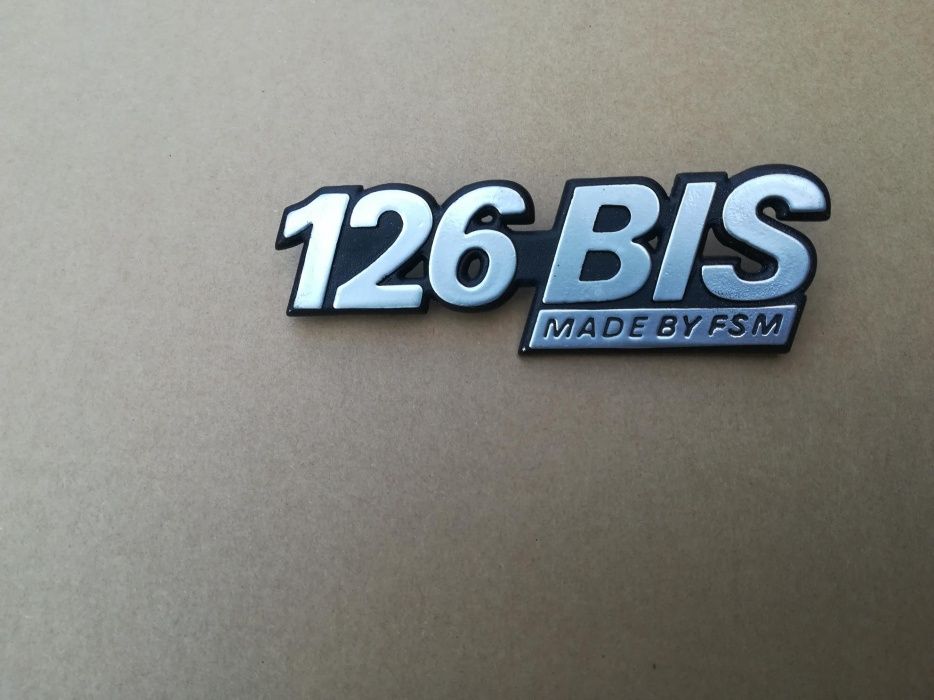 Fiat 126p BIS emblemat znaczek na tylną ściankę nowy fabrycznie