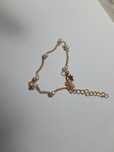 Pulseira pérolas branca e dourada