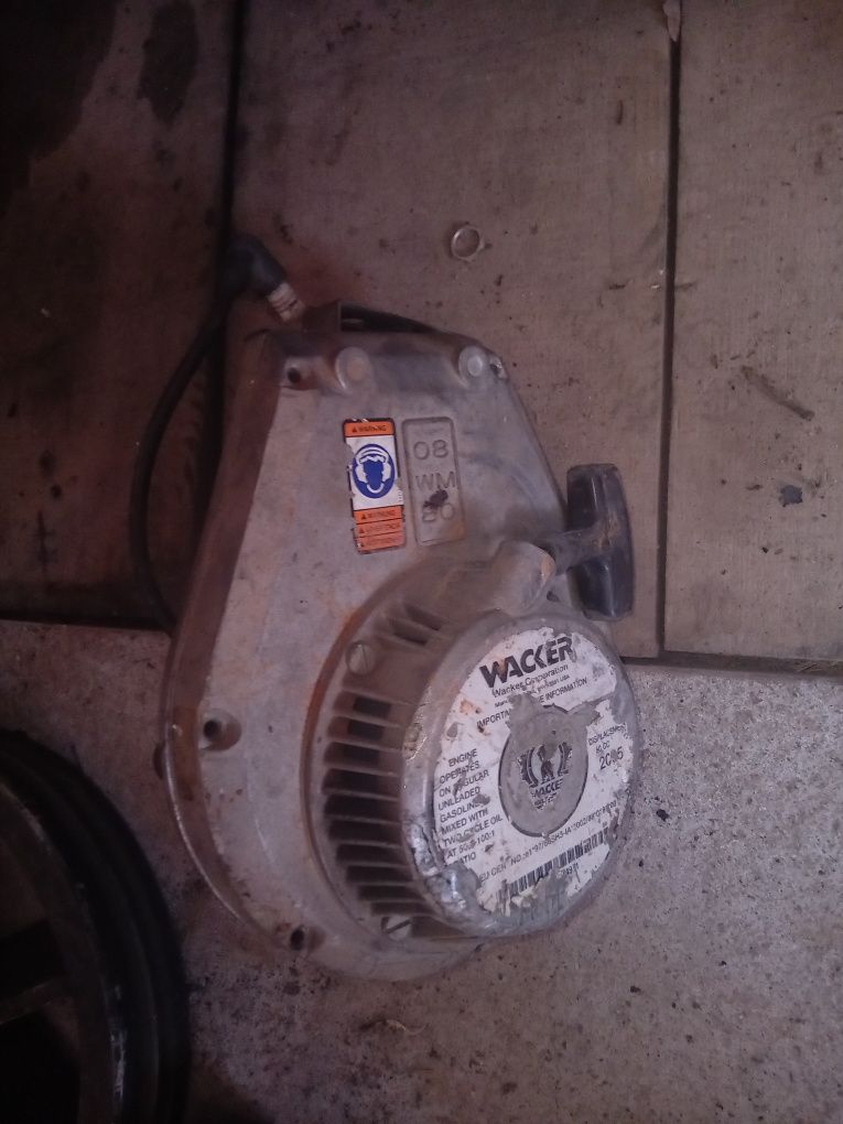 Silnik wacker WM 80 MW skoczek młot cylinder wał szarpak
