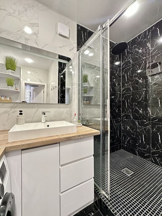 Продам двокімнатну квартиру на Щасливому! Терміново