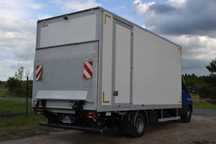 Kontener Izoterma Boczne Drzwi Winda 1000 kg Iveco Daily 35C 50C 65 70