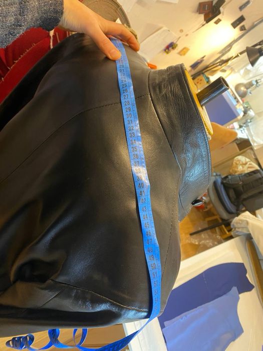 Шкіряний плащ чоловічий