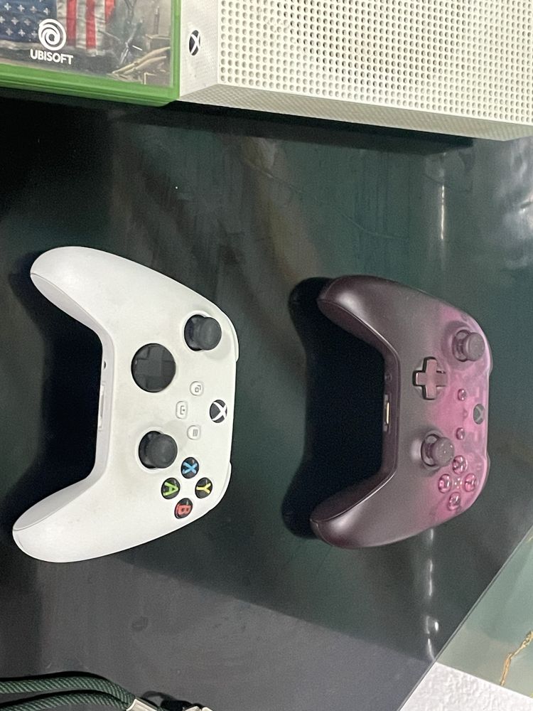 Xbox one  usado 2 jogos