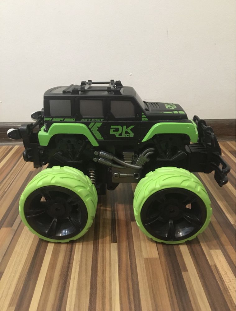 Машинка на пульту Speed brandish off-road