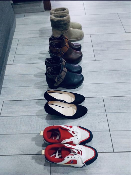 Cada par 10€ (PARA DESOCUPAR)